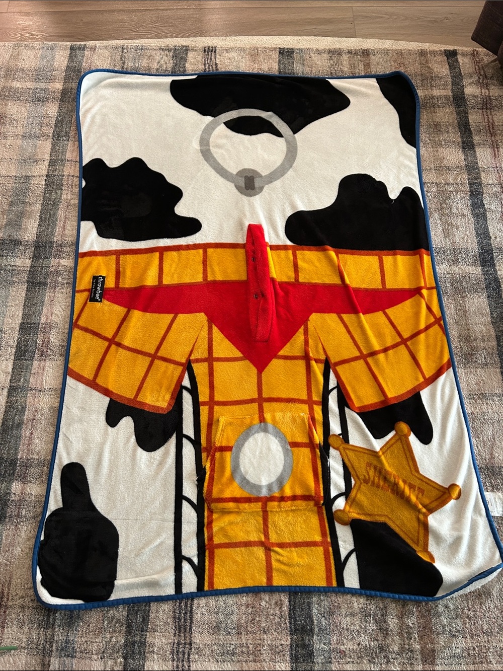 Disney Toy Story Woody Throwbee Poncho Blanket 63”x42”